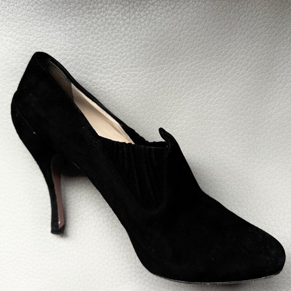 Prada black suede booties/pumps size 39/9
